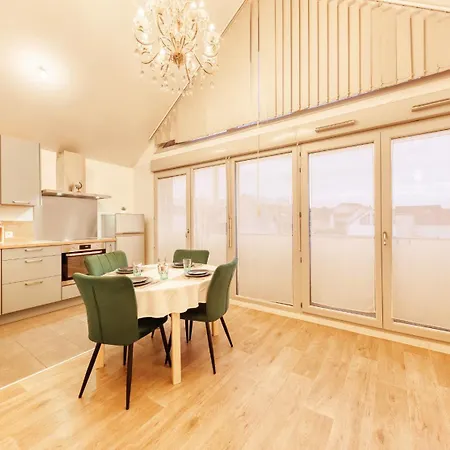 L'authentique Luminaire Paris Disneyland Appartement